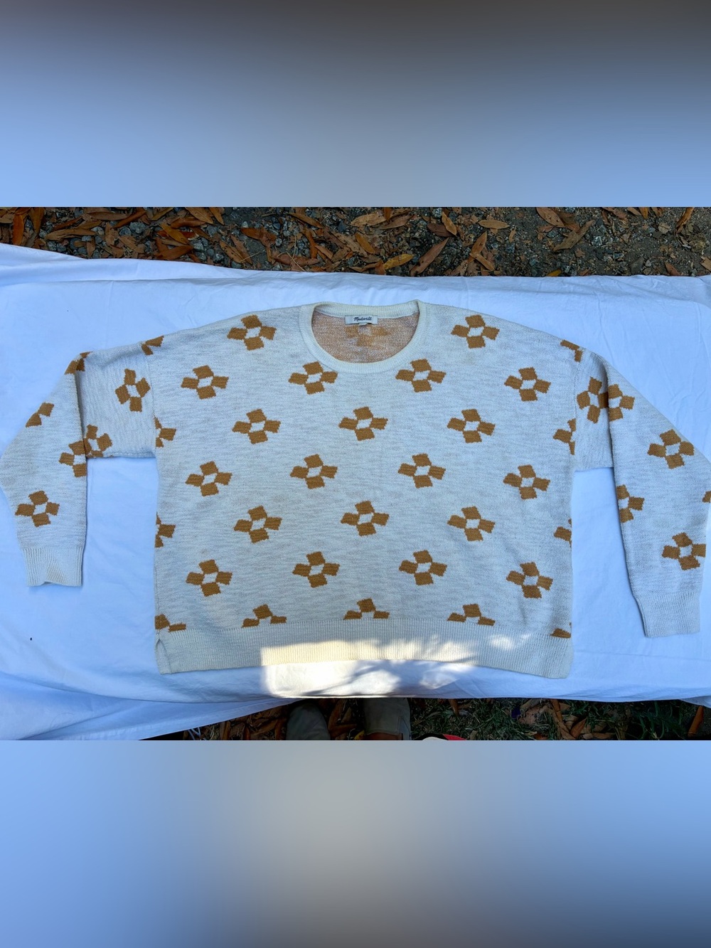 Madewell Cream Crewneck Sweater w/ Houndstooth pattern